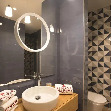 Almada Wine House - Tourism פורטו